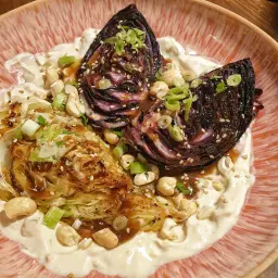 Roasted sweetheart and red cabbage