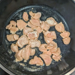 Ingredients: floured chicken breast pieces