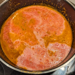 Curry sauce with watermelon purée