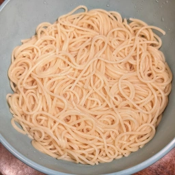 Cooked spaghetti
