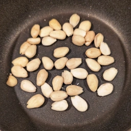 Ingredients: toasted almonds