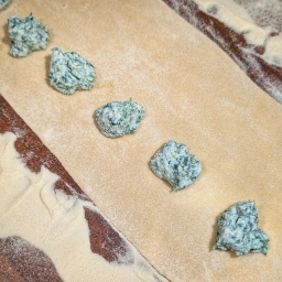 Pasta dough with filling