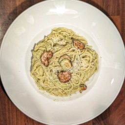 Finished dish: Spaghetti with zucchini pesto