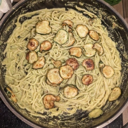 Spaghetti mixed with pesto