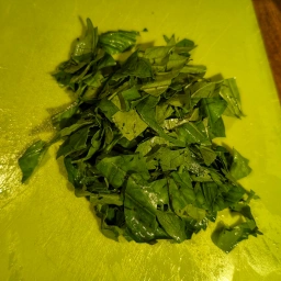 Ingredients: roughly chopped parsley