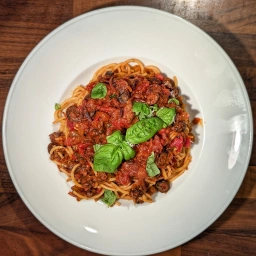 Finished dish: spaghetti with aubergines