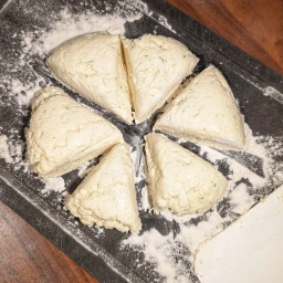 Dividing the dough into 6 equal pieces